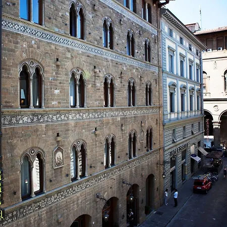 Hotel Pierre-3