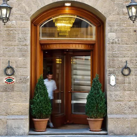 Hotel Pierre-3